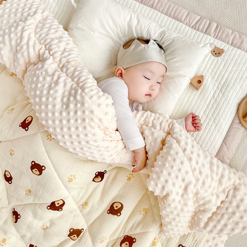 Baby Sensory Dot Cotton Quilt  – Baby Nursery Quilts Bewertung und Preis