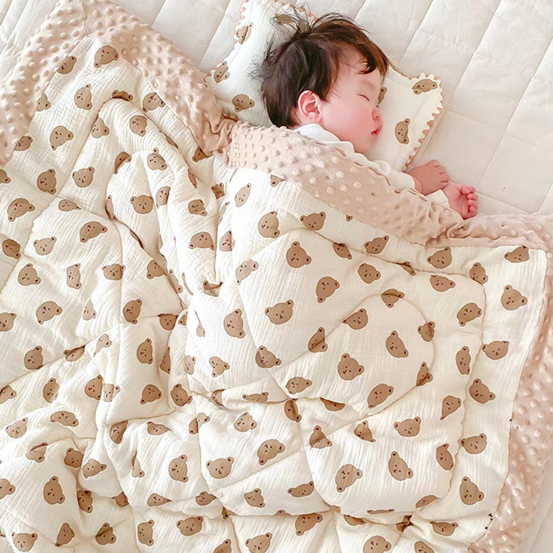 Baby Sensory Dot Cotton Quilt  – Baby Nursery Quilts Bewertung und Preis